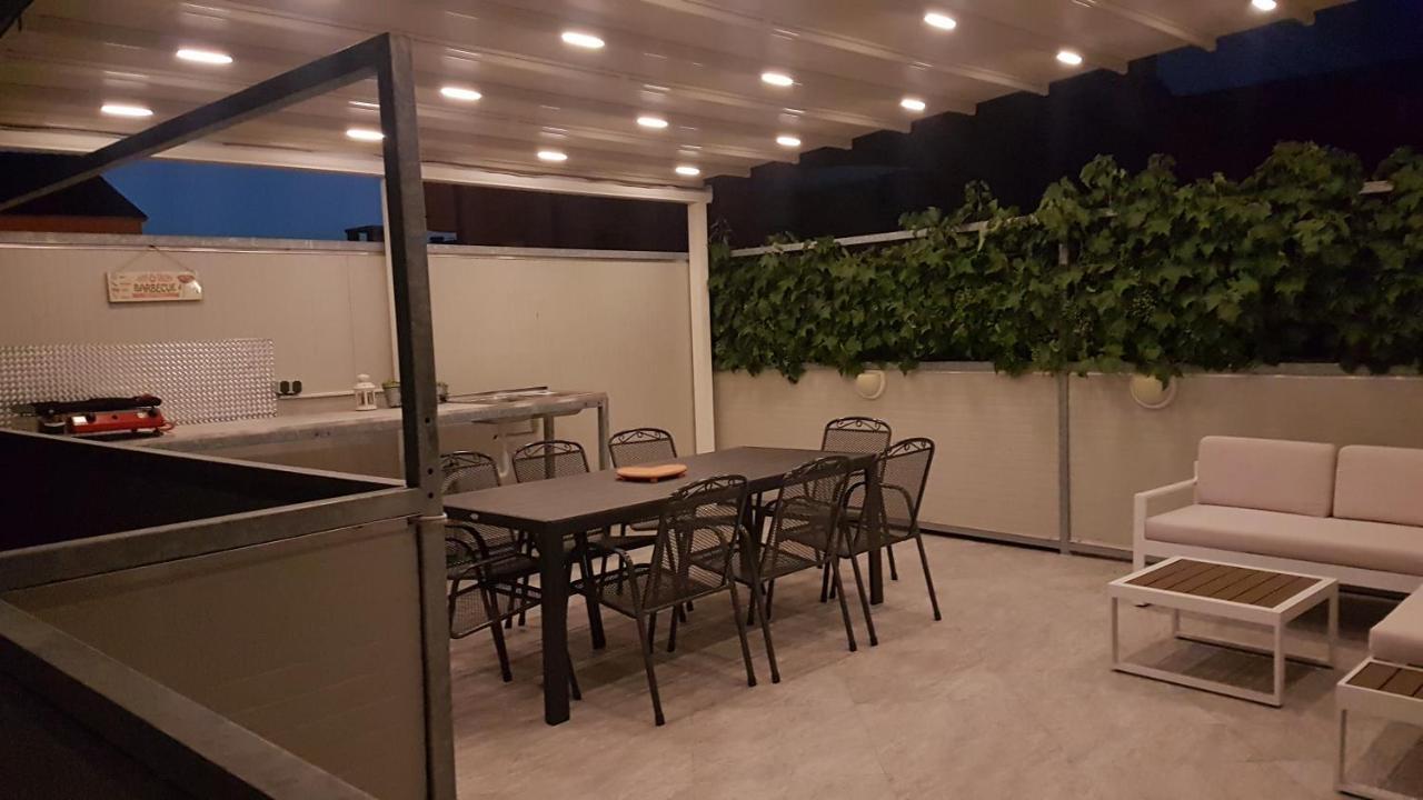 Apartmani Vincek Vodice Esterno foto